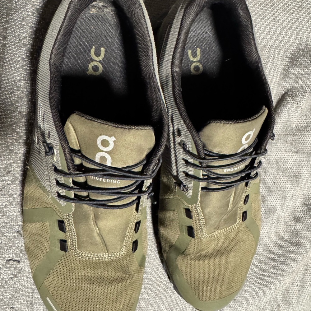 On Running Green Sneakers Casual Athletic Style